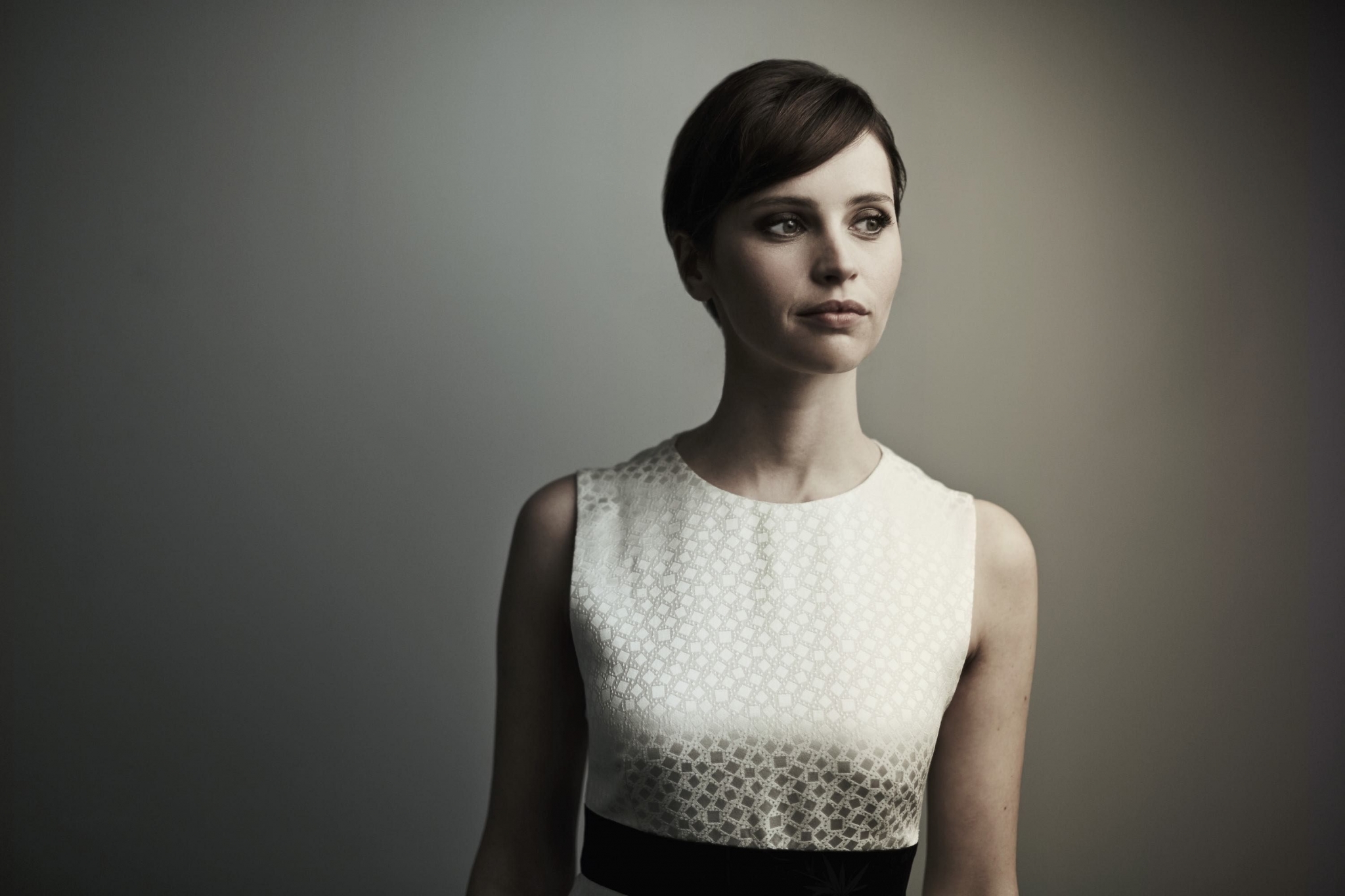 Digitalminx.com - Actresses - Felicity Jones - Page 1.