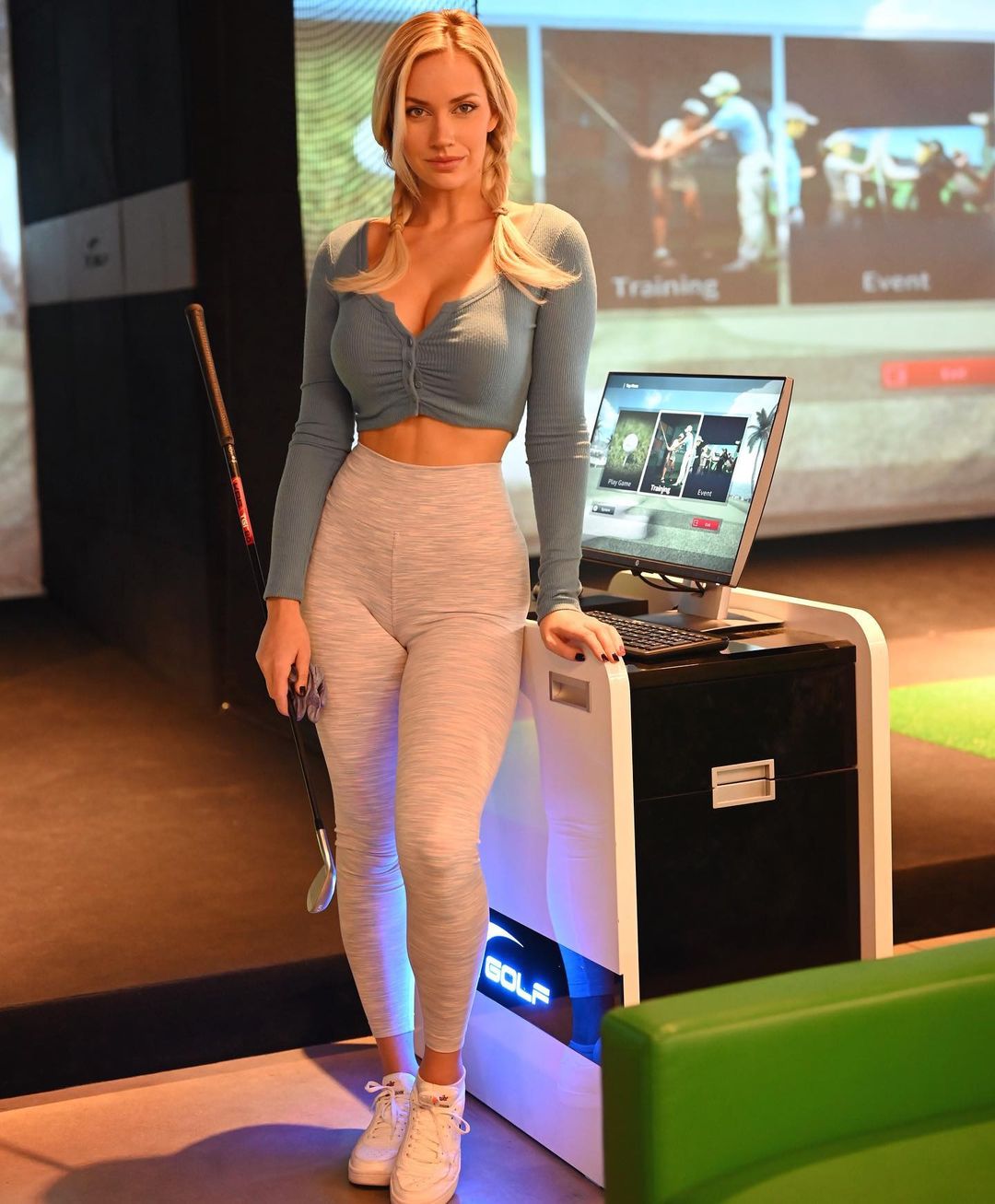 Digitalminx.com - Athletes - Paige Spiranac.